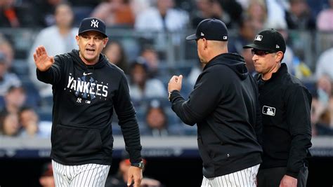 Yankees’ Aaron Boone suspended 1 game by MLB for conduct toward umpires